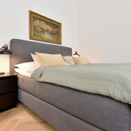 Apartman S Balkonom Тренчин Экстерьер фото