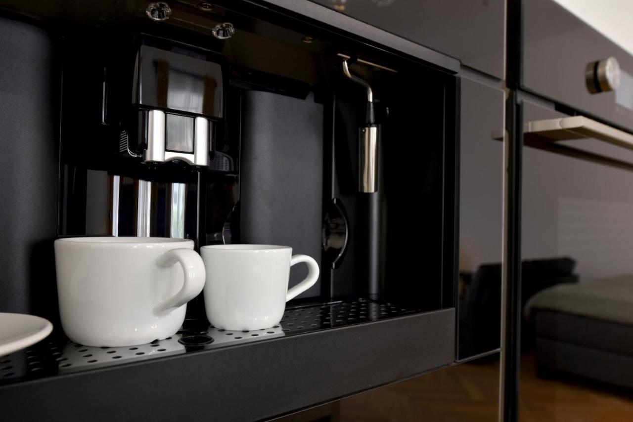 Apartman S Balkonom Тренчин Экстерьер фото